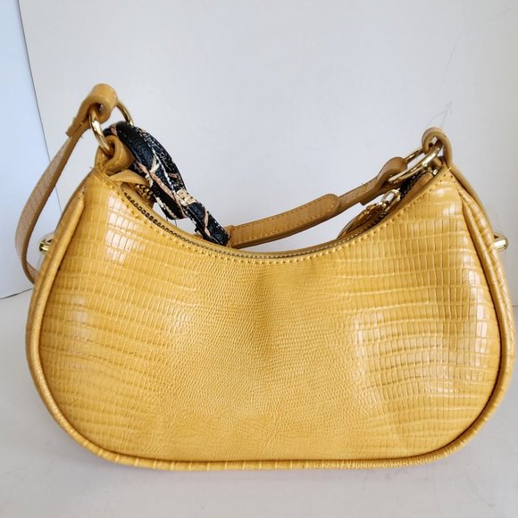 Betsey Johnson Yellow Crescent Crossbody with Removable Wristlet Pouch - NWT - Picture 5 of 14